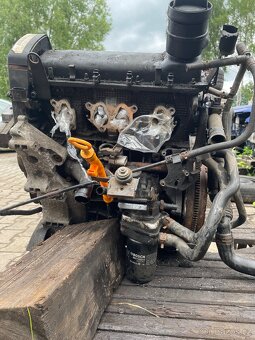 Motor 1.6 74KW AKL Octavia I - 8