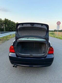 BMW e90, 325i, manuál, kůže - 8