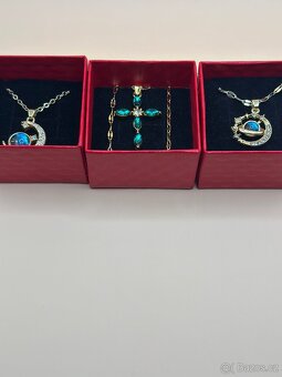 Elegantní přívěsek z nerezové oceli - 8