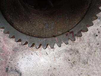 Skříň předního náhonu zetor - 8