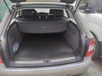 Prodám Audi A4 Avant Combi r.v.2002 - 8