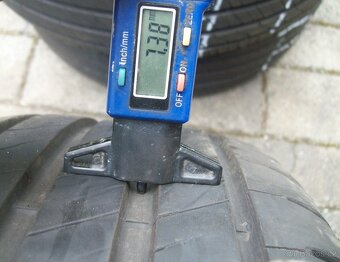 4ks Goodyear 225.55.17 101W XL 90% - 8