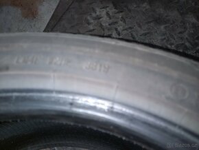 Zimní pneu 225/45 r18 - 8