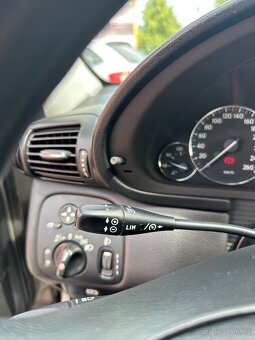 Mercedes-Benz W203 C200cdi - 8