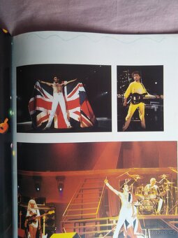 Queen, Freddie Mercury - vzácné knihy (Anglie) - 8