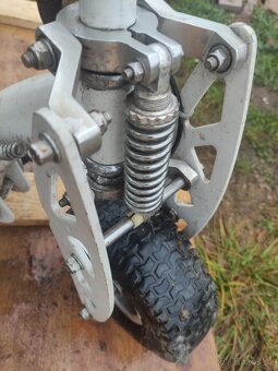 Koloběžka Flux. - 8