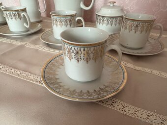 Letitý porcelán a sklo - 8