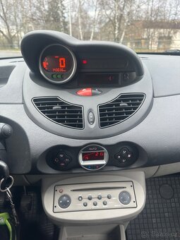 Renault Twingo 1.2 - 8