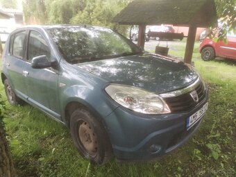 DACIA SANDERO 2011 - 8
