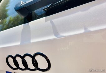Znak na vozy(Logo na vozy Audi ) Černá , Chromová - 8
