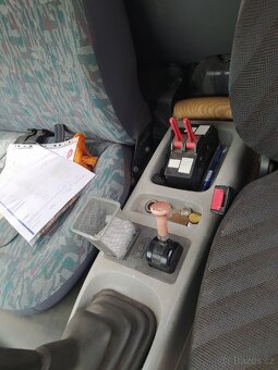 P: Avia D90 Cummins - 8