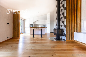 Prodej rodinného domu 181,9 m², pozemek 593 m², ulice K Plov - 8