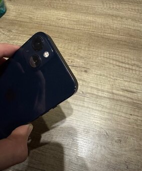 IPhone 13 - 8