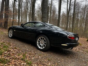 Jaguar XKR 4.0 V8 Supercharged - 8