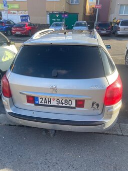 Peugeot 407 - 8