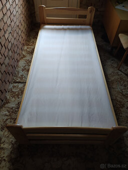 Postel 90x200 z masivu - 8