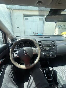 Nissan Tiida - 8