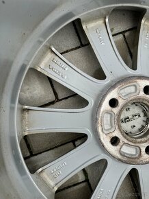 Zimní sada original Volvo, R18 - 8