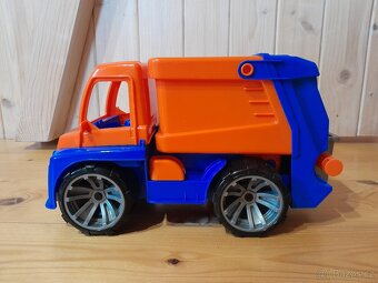 Popelari - 8