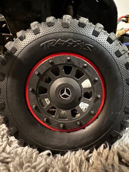 Traxxas Mercedes-Benz G 500 4x4² - 8