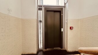 Pronájem byty 1+kk, 24 m2 - Praha - Žižkov, ev.č. 00054 - 8