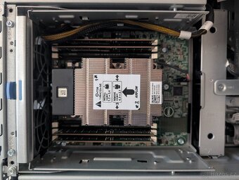 DELL Precision 7820 - 128GB RAM, NVIDIA GTX 1080 8GB, hezký - 8
