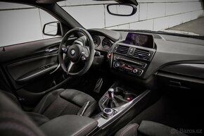 BMW M135i M-Performance Manuál - 8