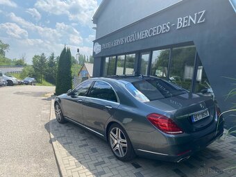 Mercedes Benz S - 8