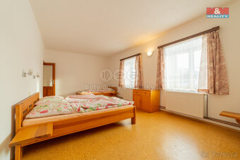 Prodej rodinného domu, 334 m², Rychnov u Nových Hradů - 8