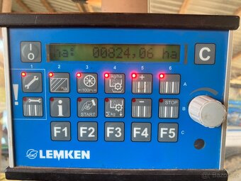 Secí kombinace LEMKEN SOLITAIR 8/300-DS, ZIRKON 8/300 - 8