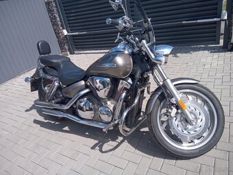 Honda vtx 1300c - 8