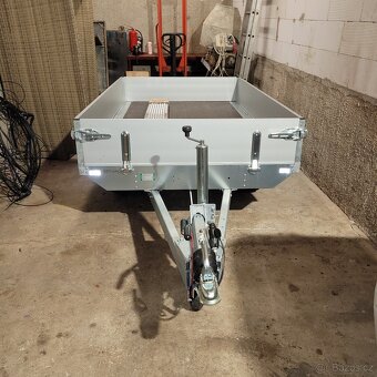 Brzděný přívěs EDUARD  4 - 8