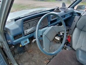 Datsun (Nissan) Y 720 Single Cab - 8