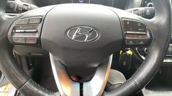 HYUNDAI i30 1.4 TGDI 103 KW model Style,1.maj.koupeno v CZ - 8