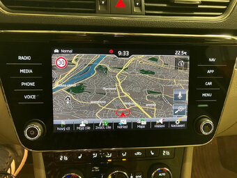 Š.Superb 2.0TDi 140kw 4x4 style plus automat 1.majitel facel - 8