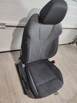 Škoda - Scala, FABIA IV, OCTAVIA IV,KAMIQ -sedadla, interiér - 8