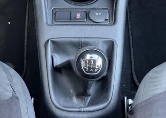 Volkswagen Up 1.0MPi 48kw KAMERA odp.DPH manuál 48 kw - 8