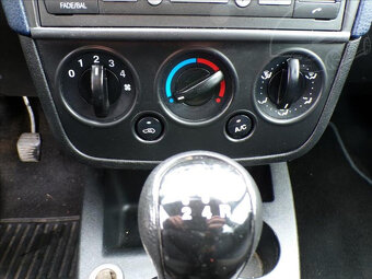 Ford Fiesta 1,3 i 1.MAJITEL,KLIMATIZACE - 8