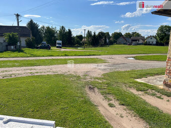Prodej pozemku k výstavbě rodinného domu v obci Selmice , ok - 8