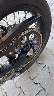 Aprilia sx 125 supermoto - 8