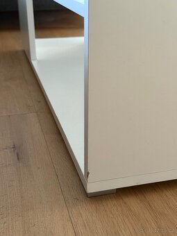 Konferenční stolek - 8