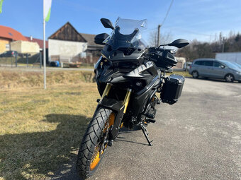 Voge 525DSX - 8