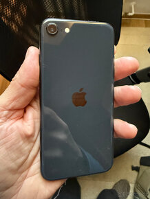 Apple iPhone SE 2020 64GB - 8