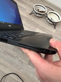 Dell Latitude E5570 8g Ram/ 256 SSD - 8