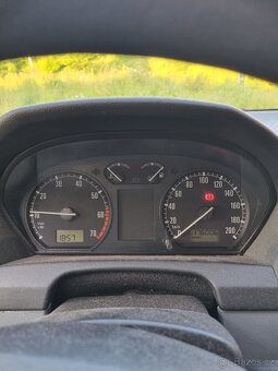 Škoda fabia 2003 1.4 MPI 50kw - 8