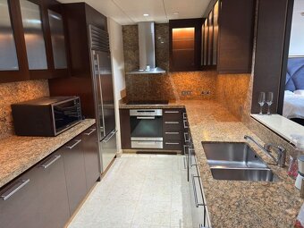 Apartmán na prodej v Burj Khalifě – 2kk s výhledem, VIP přís - 8