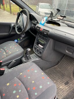 Prodám Mercedes Benz Vaneo 1,7 nafta Family - 8