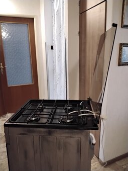 PRODÁM KUCHYŇSKÝ SPORÁK - 8