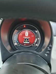 2022 FIAT 500 hybrid 1.0i DOLCEVITA edice - 8