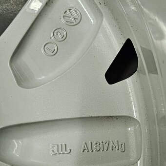 Originální ALU disky VW 6,5Jx17 ET46 A025A - 8